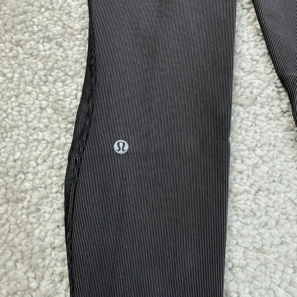 Lululemon Base Pace High Rise Tight Legging Two Toned Ribbed Black Womens 8